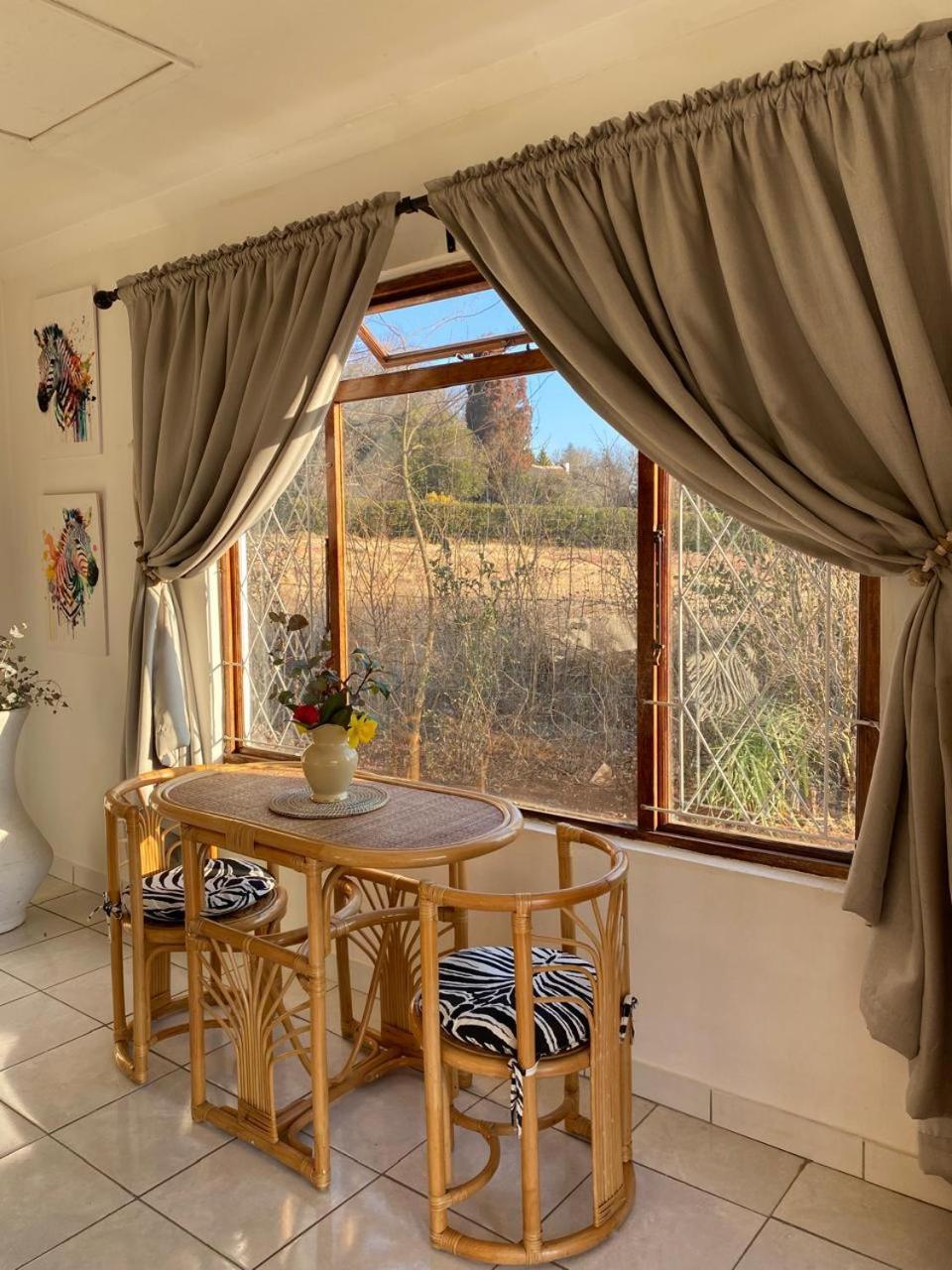 Sani Pass View Cottage Himeville Exterior foto